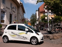 Mitsubishi i-MiEV Hatchback (1 generation) i-MiEV CVT (67 HP) Invite+ (2013) foto, Mitsubishi i-MiEV Hatchback (1 generation) i-MiEV CVT (67 HP) Invite+ (2013) fotos, Mitsubishi i-MiEV Hatchback (1 generation) i-MiEV CVT (67 HP) Invite+ (2013) Bilder, Mitsubishi i-MiEV Hatchback (1 generation) i-MiEV CVT (67 HP) Invite+ (2013) Bild