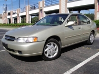 Nissan Altima Sedan (L30) 2.4 AT (150hp) foto, Nissan Altima Sedan (L30) 2.4 AT (150hp) fotos, Nissan Altima Sedan (L30) 2.4 AT (150hp) Bilder, Nissan Altima Sedan (L30) 2.4 AT (150hp) Bild