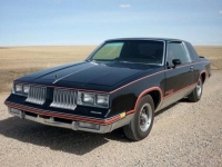 Oldsmobile Cutlass Calais coupe 2-door (5th generation) 2.3 MT (162hp) Technische Daten, Oldsmobile Cutlass Calais coupe 2-door (5th generation) 2.3 MT (162hp) Daten, Oldsmobile Cutlass Calais coupe 2-door (5th generation) 2.3 MT (162hp) Funktionen, Oldsmobile Cutlass Calais coupe 2-door (5th generation) 2.3 MT (162hp) Bewertung, Oldsmobile Cutlass Calais coupe 2-door (5th generation) 2.3 MT (162hp) kaufen, Oldsmobile Cutlass Calais coupe 2-door (5th generation) 2.3 MT (162hp) Preis, Oldsmobile Cutlass Calais coupe 2-door (5th generation) 2.3 MT (162hp) Autos