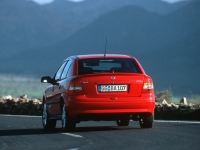 Opel Astra Hatchback 5-door. (G) 1.4 AT (90 HP) foto, Opel Astra Hatchback 5-door. (G) 1.4 AT (90 HP) fotos, Opel Astra Hatchback 5-door. (G) 1.4 AT (90 HP) Bilder, Opel Astra Hatchback 5-door. (G) 1.4 AT (90 HP) Bild