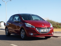 Peugeot 208 Hatchback 3-door (1 generation) 1.2 VTi ETG (82 HP) Allure foto, Peugeot 208 Hatchback 3-door (1 generation) 1.2 VTi ETG (82 HP) Allure fotos, Peugeot 208 Hatchback 3-door (1 generation) 1.2 VTi ETG (82 HP) Allure Bilder, Peugeot 208 Hatchback 3-door (1 generation) 1.2 VTi ETG (82 HP) Allure Bild