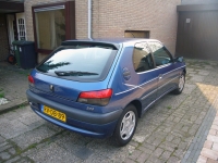 Peugeot 306 Hatchback 3-door (1 generation) 1.1 MT (60hp) foto, Peugeot 306 Hatchback 3-door (1 generation) 1.1 MT (60hp) fotos, Peugeot 306 Hatchback 3-door (1 generation) 1.1 MT (60hp) Bilder, Peugeot 306 Hatchback 3-door (1 generation) 1.1 MT (60hp) Bild