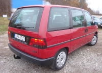 Peugeot 806 Minivan (221) 1.9 TD MT (90 HP) foto, Peugeot 806 Minivan (221) 1.9 TD MT (90 HP) fotos, Peugeot 806 Minivan (221) 1.9 TD MT (90 HP) Bilder, Peugeot 806 Minivan (221) 1.9 TD MT (90 HP) Bild