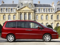 Peugeot 807 Minivan (1 generation) 2.0 AT (136 HP) foto, Peugeot 807 Minivan (1 generation) 2.0 AT (136 HP) fotos, Peugeot 807 Minivan (1 generation) 2.0 AT (136 HP) Bilder, Peugeot 807 Minivan (1 generation) 2.0 AT (136 HP) Bild