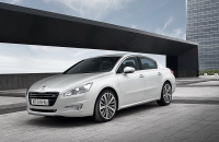 Sedan Peugeot 508 (1 generation) 1.6 THP AT (150 HP) Active (2013) foto, Sedan Peugeot 508 (1 generation) 1.6 THP AT (150 HP) Active (2013) fotos, Sedan Peugeot 508 (1 generation) 1.6 THP AT (150 HP) Active (2013) Bilder, Sedan Peugeot 508 (1 generation) 1.6 THP AT (150 HP) Active (2013) Bild