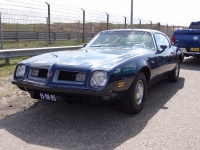 Pontiac Firebird Esprit coupe 2-door (2 generation) 6.6 3MT (190hp) Technische Daten, Pontiac Firebird Esprit coupe 2-door (2 generation) 6.6 3MT (190hp) Daten, Pontiac Firebird Esprit coupe 2-door (2 generation) 6.6 3MT (190hp) Funktionen, Pontiac Firebird Esprit coupe 2-door (2 generation) 6.6 3MT (190hp) Bewertung, Pontiac Firebird Esprit coupe 2-door (2 generation) 6.6 3MT (190hp) kaufen, Pontiac Firebird Esprit coupe 2-door (2 generation) 6.6 3MT (190hp) Preis, Pontiac Firebird Esprit coupe 2-door (2 generation) 6.6 3MT (190hp) Autos