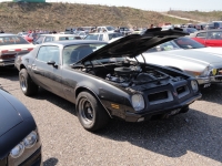 Pontiac Firebird Formula coupe 2-door (2 generation) 5.7 4MT (155hp) foto, Pontiac Firebird Formula coupe 2-door (2 generation) 5.7 4MT (155hp) fotos, Pontiac Firebird Formula coupe 2-door (2 generation) 5.7 4MT (155hp) Bilder, Pontiac Firebird Formula coupe 2-door (2 generation) 5.7 4MT (155hp) Bild