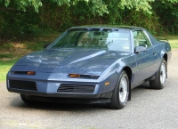 Pontiac Firebird T-Roof Targa 2-door (3 generation) 2.5 AT (91hp) foto, Pontiac Firebird T-Roof Targa 2-door (3 generation) 2.5 AT (91hp) fotos, Pontiac Firebird T-Roof Targa 2-door (3 generation) 2.5 AT (91hp) Bilder, Pontiac Firebird T-Roof Targa 2-door (3 generation) 2.5 AT (91hp) Bild