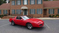 Pontiac Firebird T-Roof Targa 2-door (3 generation) 2.5 AT (91hp) foto, Pontiac Firebird T-Roof Targa 2-door (3 generation) 2.5 AT (91hp) fotos, Pontiac Firebird T-Roof Targa 2-door (3 generation) 2.5 AT (91hp) Bilder, Pontiac Firebird T-Roof Targa 2-door (3 generation) 2.5 AT (91hp) Bild