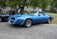 Pontiac Firebird Trans Am T-Roof Targa 2-door (2 generation) AT 6.6 (188hp) foto, Pontiac Firebird Trans Am T-Roof Targa 2-door (2 generation) AT 6.6 (188hp) fotos, Pontiac Firebird Trans Am T-Roof Targa 2-door (2 generation) AT 6.6 (188hp) Bilder, Pontiac Firebird Trans Am T-Roof Targa 2-door (2 generation) AT 6.6 (188hp) Bild