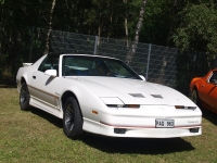 Pontiac Firebird Trans Am T-Roof Targa 2-door (3 generation) 5.0 MT (162 HP) foto, Pontiac Firebird Trans Am T-Roof Targa 2-door (3 generation) 5.0 MT (162 HP) fotos, Pontiac Firebird Trans Am T-Roof Targa 2-door (3 generation) 5.0 MT (162 HP) Bilder, Pontiac Firebird Trans Am T-Roof Targa 2-door (3 generation) 5.0 MT (162 HP) Bild