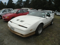 Pontiac Firebird Trans Am T-Roof Targa 2-door (3 generation) 5.0 MT (162 HP) foto, Pontiac Firebird Trans Am T-Roof Targa 2-door (3 generation) 5.0 MT (162 HP) fotos, Pontiac Firebird Trans Am T-Roof Targa 2-door (3 generation) 5.0 MT (162 HP) Bilder, Pontiac Firebird Trans Am T-Roof Targa 2-door (3 generation) 5.0 MT (162 HP) Bild