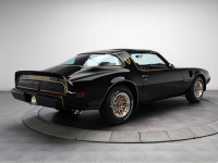 Pontiac Firebird Trans Am T-Targa Roof (2 generation) 6.6 MT (223hp) foto, Pontiac Firebird Trans Am T-Targa Roof (2 generation) 6.6 MT (223hp) fotos, Pontiac Firebird Trans Am T-Targa Roof (2 generation) 6.6 MT (223hp) Bilder, Pontiac Firebird Trans Am T-Targa Roof (2 generation) 6.6 MT (223hp) Bild