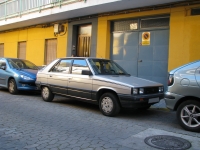 Renault 11 Hatchback 5-door. (1 generation) 1.4 MT (60 HP) foto, Renault 11 Hatchback 5-door. (1 generation) 1.4 MT (60 HP) fotos, Renault 11 Hatchback 5-door. (1 generation) 1.4 MT (60 HP) Bilder, Renault 11 Hatchback 5-door. (1 generation) 1.4 MT (60 HP) Bild