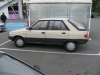 Renault 11 Hatchback 5-door. (1 generation) 1.4 MT (60 HP) foto, Renault 11 Hatchback 5-door. (1 generation) 1.4 MT (60 HP) fotos, Renault 11 Hatchback 5-door. (1 generation) 1.4 MT (60 HP) Bilder, Renault 11 Hatchback 5-door. (1 generation) 1.4 MT (60 HP) Bild