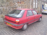 Renault 11 Hatchback 5-door. (2 generation) 1.4 4MT (68hp) foto, Renault 11 Hatchback 5-door. (2 generation) 1.4 4MT (68hp) fotos, Renault 11 Hatchback 5-door. (2 generation) 1.4 4MT (68hp) Bilder, Renault 11 Hatchback 5-door. (2 generation) 1.4 4MT (68hp) Bild