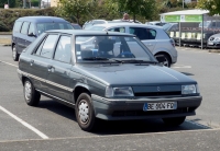 Renault 11 Hatchback 5-door. (2 generation) 1.4 AT (68hp) foto, Renault 11 Hatchback 5-door. (2 generation) 1.4 AT (68hp) fotos, Renault 11 Hatchback 5-door. (2 generation) 1.4 AT (68hp) Bilder, Renault 11 Hatchback 5-door. (2 generation) 1.4 AT (68hp) Bild