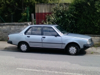 Renault 18 Sedan (1 generation) 1.6 T MT (127hp) foto, Renault 18 Sedan (1 generation) 1.6 T MT (127hp) fotos, Renault 18 Sedan (1 generation) 1.6 T MT (127hp) Bilder, Renault 18 Sedan (1 generation) 1.6 T MT (127hp) Bild