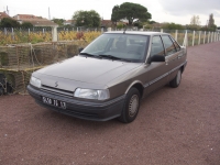 Renault 21 Sedan (1 generation) 1.7 AT (95hp) foto, Renault 21 Sedan (1 generation) 1.7 AT (95hp) fotos, Renault 21 Sedan (1 generation) 1.7 AT (95hp) Bilder, Renault 21 Sedan (1 generation) 1.7 AT (95hp) Bild