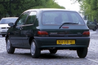 Renault Clio Hatchback 3-door (1 generation) 1.4 AT (80 HP) foto, Renault Clio Hatchback 3-door (1 generation) 1.4 AT (80 HP) fotos, Renault Clio Hatchback 3-door (1 generation) 1.4 AT (80 HP) Bilder, Renault Clio Hatchback 3-door (1 generation) 1.4 AT (80 HP) Bild