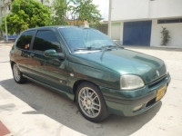 Renault Clio Hatchback 3-door (1 generation) 1.4 AT (80 HP) foto, Renault Clio Hatchback 3-door (1 generation) 1.4 AT (80 HP) fotos, Renault Clio Hatchback 3-door (1 generation) 1.4 AT (80 HP) Bilder, Renault Clio Hatchback 3-door (1 generation) 1.4 AT (80 HP) Bild