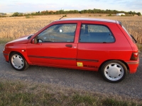 Renault Clio Hatchback 3-door (1 generation) 1.8 MT (107 HP) foto, Renault Clio Hatchback 3-door (1 generation) 1.8 MT (107 HP) fotos, Renault Clio Hatchback 3-door (1 generation) 1.8 MT (107 HP) Bilder, Renault Clio Hatchback 3-door (1 generation) 1.8 MT (107 HP) Bild