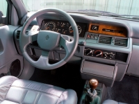 Renault Clio Hatchback 3-door (1 generation) 1.8 MT (110 HP) foto, Renault Clio Hatchback 3-door (1 generation) 1.8 MT (110 HP) fotos, Renault Clio Hatchback 3-door (1 generation) 1.8 MT (110 HP) Bilder, Renault Clio Hatchback 3-door (1 generation) 1.8 MT (110 HP) Bild