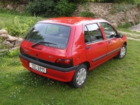 Renault Clio Hatchback 5-door. (1 generation) 1.4 AT (80 HP) foto, Renault Clio Hatchback 5-door. (1 generation) 1.4 AT (80 HP) fotos, Renault Clio Hatchback 5-door. (1 generation) 1.4 AT (80 HP) Bilder, Renault Clio Hatchback 5-door. (1 generation) 1.4 AT (80 HP) Bild