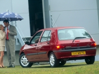 Renault Clio Hatchback 5-door. (1 generation) 1.8 MT (95 HP) foto, Renault Clio Hatchback 5-door. (1 generation) 1.8 MT (95 HP) fotos, Renault Clio Hatchback 5-door. (1 generation) 1.8 MT (95 HP) Bilder, Renault Clio Hatchback 5-door. (1 generation) 1.8 MT (95 HP) Bild