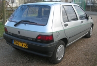 Renault Clio Hatchback 5-door. (1 generation) 1.8 MT (95 HP) foto, Renault Clio Hatchback 5-door. (1 generation) 1.8 MT (95 HP) fotos, Renault Clio Hatchback 5-door. (1 generation) 1.8 MT (95 HP) Bilder, Renault Clio Hatchback 5-door. (1 generation) 1.8 MT (95 HP) Bild