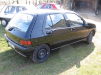 Renault Clio Hatchback 5-door. (1 generation) 1.8 MT (95 HP) foto, Renault Clio Hatchback 5-door. (1 generation) 1.8 MT (95 HP) fotos, Renault Clio Hatchback 5-door. (1 generation) 1.8 MT (95 HP) Bilder, Renault Clio Hatchback 5-door. (1 generation) 1.8 MT (95 HP) Bild