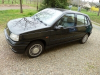 Renault Clio Hatchback 5-door. (1 generation) 1.8 MT (95 HP) foto, Renault Clio Hatchback 5-door. (1 generation) 1.8 MT (95 HP) fotos, Renault Clio Hatchback 5-door. (1 generation) 1.8 MT (95 HP) Bilder, Renault Clio Hatchback 5-door. (1 generation) 1.8 MT (95 HP) Bild