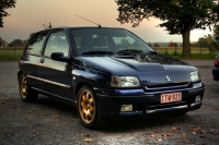 Renault Clio "Williams" hatchback 3-door (1 generation) 2.0 MT (150 HP) foto, Renault Clio "Williams" hatchback 3-door (1 generation) 2.0 MT (150 HP) fotos, Renault Clio "Williams" hatchback 3-door (1 generation) 2.0 MT (150 HP) Bilder, Renault Clio "Williams" hatchback 3-door (1 generation) 2.0 MT (150 HP) Bild