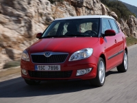 Skoda Fabia Hatchback 5-door. (5J) 1.2 MT (60 HP) foto, Skoda Fabia Hatchback 5-door. (5J) 1.2 MT (60 HP) fotos, Skoda Fabia Hatchback 5-door. (5J) 1.2 MT (60 HP) Bilder, Skoda Fabia Hatchback 5-door. (5J) 1.2 MT (60 HP) Bild