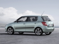 Skoda Fabia Hatchback 5-door. (5J) 1.6 MT (105hp) Ambition (CKD) foto, Skoda Fabia Hatchback 5-door. (5J) 1.6 MT (105hp) Ambition (CKD) fotos, Skoda Fabia Hatchback 5-door. (5J) 1.6 MT (105hp) Ambition (CKD) Bilder, Skoda Fabia Hatchback 5-door. (5J) 1.6 MT (105hp) Ambition (CKD) Bild