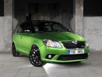 Skoda Fabia RS hatchback 5-door. (5J) 1.4 TSI DSG (180hp) basic foto, Skoda Fabia RS hatchback 5-door. (5J) 1.4 TSI DSG (180hp) basic fotos, Skoda Fabia RS hatchback 5-door. (5J) 1.4 TSI DSG (180hp) basic Bilder, Skoda Fabia RS hatchback 5-door. (5J) 1.4 TSI DSG (180hp) basic Bild