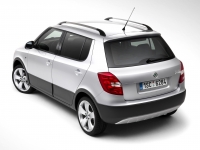 Skoda Fabia Scout hatchback 5-door. (5J) 1.2 MT (60 HP) foto, Skoda Fabia Scout hatchback 5-door. (5J) 1.2 MT (60 HP) fotos, Skoda Fabia Scout hatchback 5-door. (5J) 1.2 MT (60 HP) Bilder, Skoda Fabia Scout hatchback 5-door. (5J) 1.2 MT (60 HP) Bild