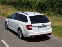 Skoda Octavia Combi RS wagon 5-door (3 generation) 2.0 TDI MT (184hp) foto, Skoda Octavia Combi RS wagon 5-door (3 generation) 2.0 TDI MT (184hp) fotos, Skoda Octavia Combi RS wagon 5-door (3 generation) 2.0 TDI MT (184hp) Bilder, Skoda Octavia Combi RS wagon 5-door (3 generation) 2.0 TDI MT (184hp) Bild