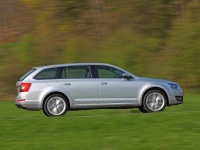 Skoda Octavia Combi wagon 5-door (3 generation) 1.2 TSI 5MT (105hp) foto, Skoda Octavia Combi wagon 5-door (3 generation) 1.2 TSI 5MT (105hp) fotos, Skoda Octavia Combi wagon 5-door (3 generation) 1.2 TSI 5MT (105hp) Bilder, Skoda Octavia Combi wagon 5-door (3 generation) 1.2 TSI 5MT (105hp) Bild