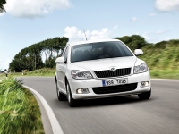 Skoda Octavia Liftback 5-door (2 generation) 1.2 TSI DSG (105 HP) foto, Skoda Octavia Liftback 5-door (2 generation) 1.2 TSI DSG (105 HP) fotos, Skoda Octavia Liftback 5-door (2 generation) 1.2 TSI DSG (105 HP) Bilder, Skoda Octavia Liftback 5-door (2 generation) 1.2 TSI DSG (105 HP) Bild