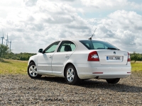 Skoda Octavia Liftback 5-door (2 generation) 1.4 TSI DSG (122hp) Ambition (CKD) foto, Skoda Octavia Liftback 5-door (2 generation) 1.4 TSI DSG (122hp) Ambition (CKD) fotos, Skoda Octavia Liftback 5-door (2 generation) 1.4 TSI DSG (122hp) Ambition (CKD) Bilder, Skoda Octavia Liftback 5-door (2 generation) 1.4 TSI DSG (122hp) Ambition (CKD) Bild