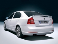 Skoda Octavia RS liftback 5-door (2 generation) 2.0 TDI MT (170 HP) foto, Skoda Octavia RS liftback 5-door (2 generation) 2.0 TDI MT (170 HP) fotos, Skoda Octavia RS liftback 5-door (2 generation) 2.0 TDI MT (170 HP) Bilder, Skoda Octavia RS liftback 5-door (2 generation) 2.0 TDI MT (170 HP) Bild