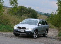 Skoda Octavia Scout universal 5-door (2 generation) 2.0 FSI MT 4x4 (150 HP) foto, Skoda Octavia Scout universal 5-door (2 generation) 2.0 FSI MT 4x4 (150 HP) fotos, Skoda Octavia Scout universal 5-door (2 generation) 2.0 FSI MT 4x4 (150 HP) Bilder, Skoda Octavia Scout universal 5-door (2 generation) 2.0 FSI MT 4x4 (150 HP) Bild