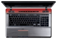 Toshiba QOSMIO X770-10P (Core i7 2630QM 2000 Mhz/17.3