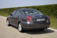 Toyota Avensis Sedan (2 generation) 2.2 D MT (175 hp) foto, Toyota Avensis Sedan (2 generation) 2.2 D MT (175 hp) fotos, Toyota Avensis Sedan (2 generation) 2.2 D MT (175 hp) Bilder, Toyota Avensis Sedan (2 generation) 2.2 D MT (175 hp) Bild