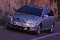 Toyota Avensis Wagon (2 generation) 2.0 MT foto, Toyota Avensis Wagon (2 generation) 2.0 MT fotos, Toyota Avensis Wagon (2 generation) 2.0 MT Bilder, Toyota Avensis Wagon (2 generation) 2.0 MT Bild