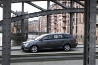 Toyota Avensis Wagon (2 generation) 2.0 MT foto, Toyota Avensis Wagon (2 generation) 2.0 MT fotos, Toyota Avensis Wagon (2 generation) 2.0 MT Bilder, Toyota Avensis Wagon (2 generation) 2.0 MT Bild