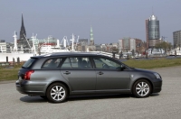 Toyota Avensis Wagon (2 generation) 2.0 MT foto, Toyota Avensis Wagon (2 generation) 2.0 MT fotos, Toyota Avensis Wagon (2 generation) 2.0 MT Bilder, Toyota Avensis Wagon (2 generation) 2.0 MT Bild