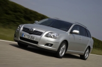 Toyota Avensis Wagon (2 generation) 2.2 D MT (148 hp) foto, Toyota Avensis Wagon (2 generation) 2.2 D MT (148 hp) fotos, Toyota Avensis Wagon (2 generation) 2.2 D MT (148 hp) Bilder, Toyota Avensis Wagon (2 generation) 2.2 D MT (148 hp) Bild