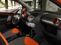 Toyota Aygo Hatchback (1 generation) 1.0 MMT foto, Toyota Aygo Hatchback (1 generation) 1.0 MMT fotos, Toyota Aygo Hatchback (1 generation) 1.0 MMT Bilder, Toyota Aygo Hatchback (1 generation) 1.0 MMT Bild